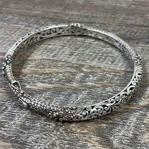 Sterling Silver Sarda Artisan Cut Out Filigree Scroll Hinged Bangle